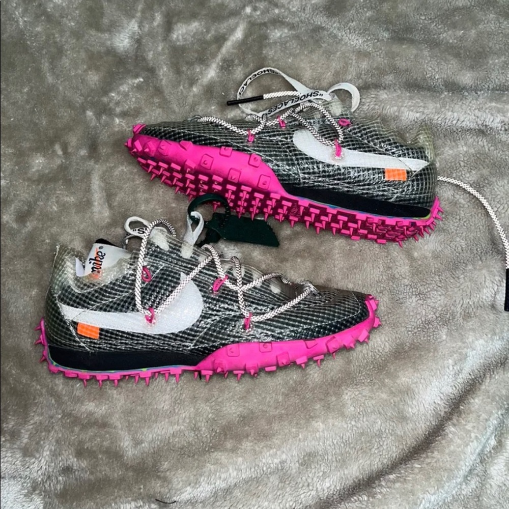 Off-White x Nike sneaker